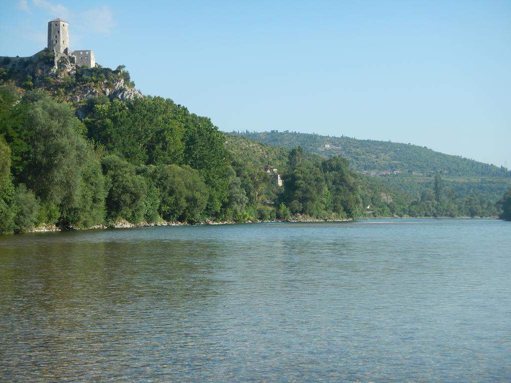 Riverside Guesthouse Pocitelj Екстериор снимка